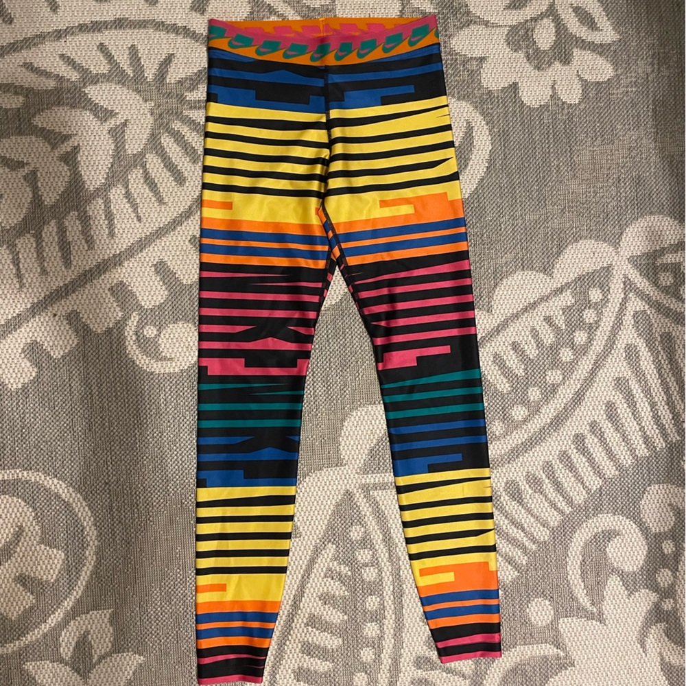 Striped women’s Nike leggings, size XS, barely worn